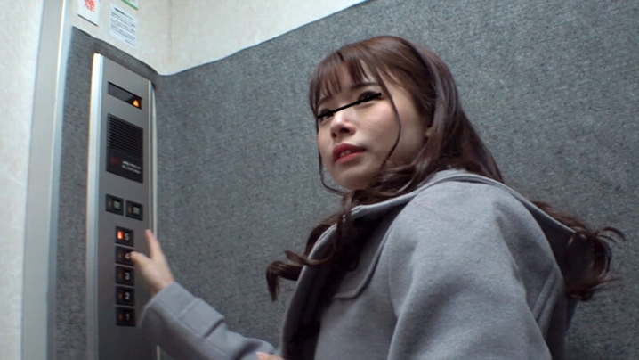 TUE-163/12tue00163のティザービジュアル1