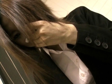 C-1208/140c01208のティザービジュアル1