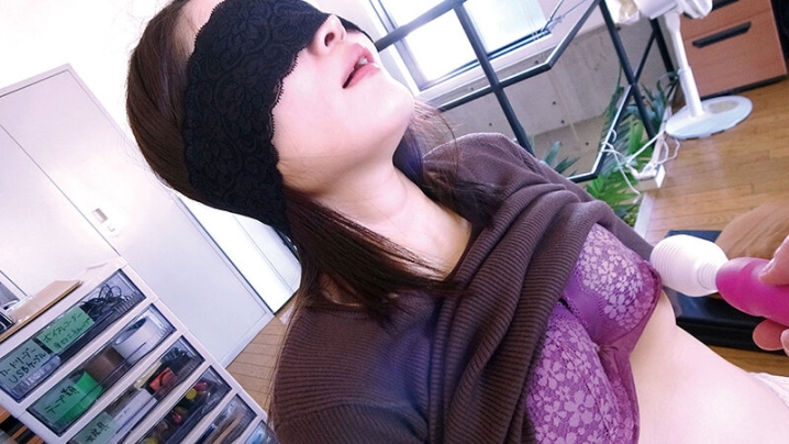 C-2883/140c02883のティザービジュアル1