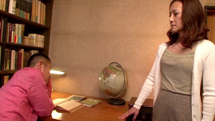 MAC-001/143mac00001のキービジュアル