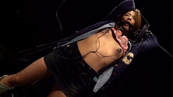 XRW-327/172xrw00327のティザービジュアル2