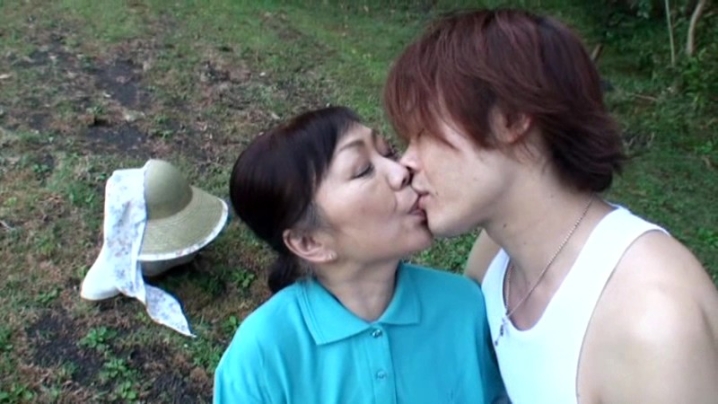 ISD-039/17isd00039のティザービジュアル1