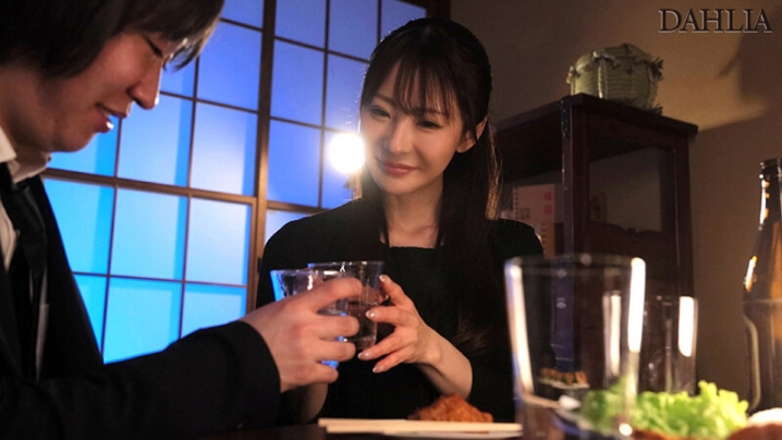 DLDSS-421/1dldss00421のティザービジュアル1
