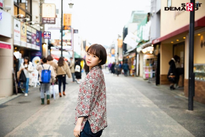 EMOIS-005/1emois00005のティザービジュアル2