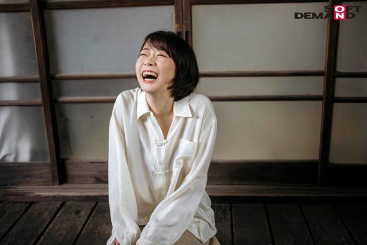 EMOIS-011/1emois00011のティザービジュアル2