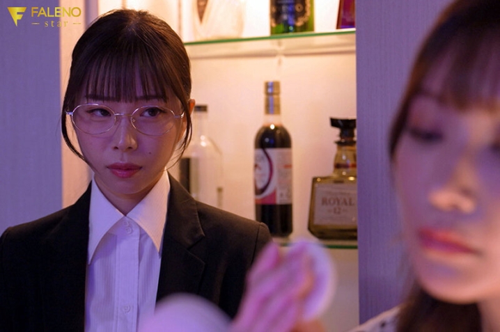 FNS-128/1fns00128のキービジュアル