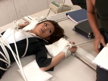 IESP-000/1iesp449のティザービジュアル1