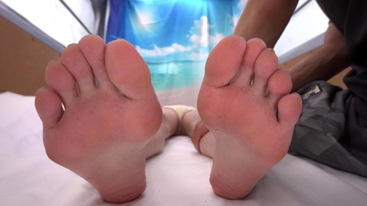 KING-328/1king00328のティザービジュアル1