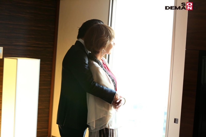 SDGG-002/1sdgg00002のティザービジュアル1