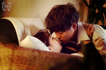 SILK-174/1silk00174のティザービジュアル1