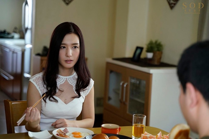 STARS-237/1stars00237のティザービジュアル1