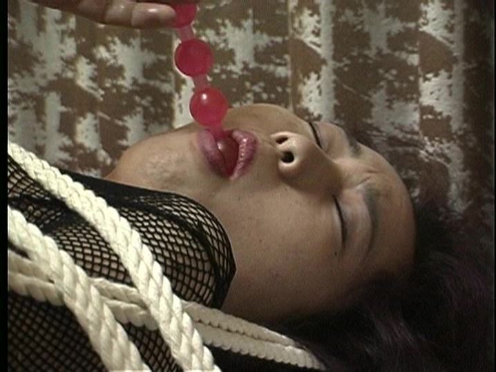 AXDVD-130-R/86axdvd00130rのティザービジュアル1
