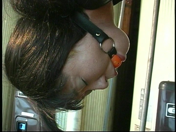 AXDVD-207-R/86axdvd00207rのティザービジュアル2