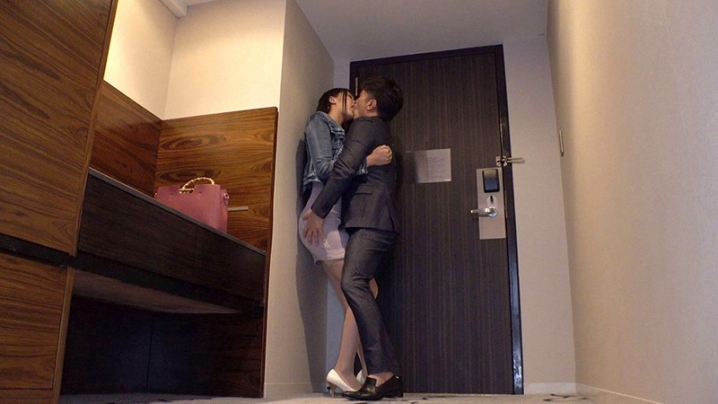 BNST-012/bnst00012のティザービジュアル2