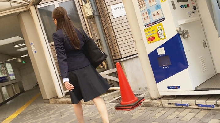 CRTR-002/crtr00002のティザービジュアル1