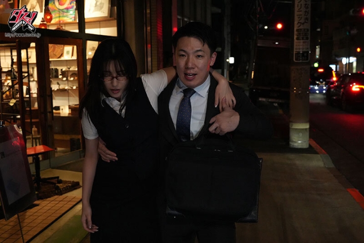 DASS-424/dass00424のティザービジュアル2