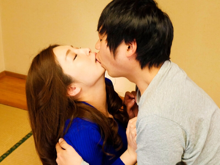 EFDM-103/efdm00103のキービジュアル