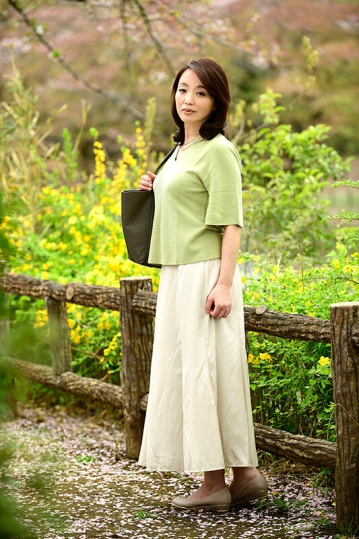 EMAF-636/emaf00636のティザービジュアル1