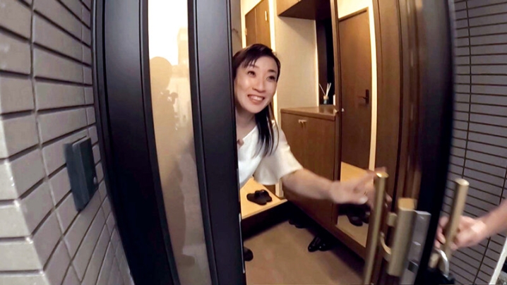 EMBZ-339/embz00339のキービジュアル