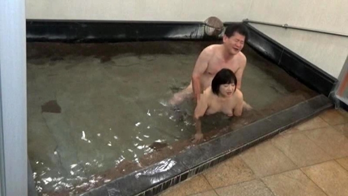 EMMS-015/emms00015のティザービジュアル2