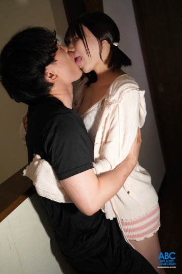 FOCS-284/focs00284のティザービジュアル1