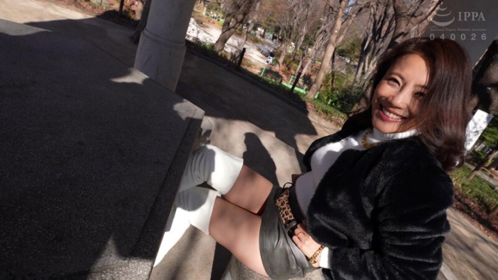 FSTU-010/fstu00010のティザービジュアル1