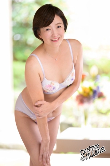 JRZD-942/h_086jrzd00942のティザービジュアル1