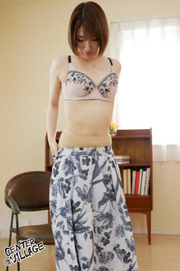 JRZE-072/h_086jrze00072のティザービジュアル1