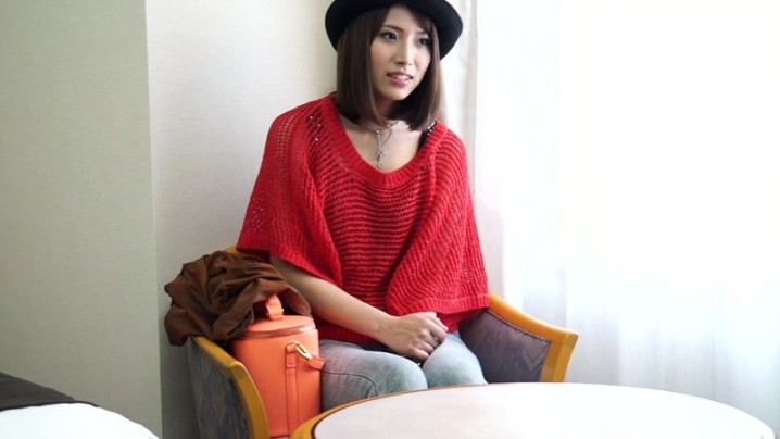 REQ-131/h_100req00131のキービジュアル