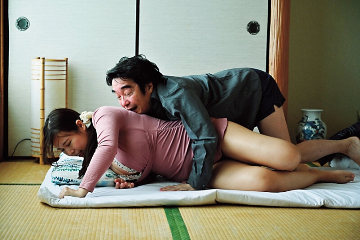 HZGD-212/h_1100hzgd00212のティザービジュアル1