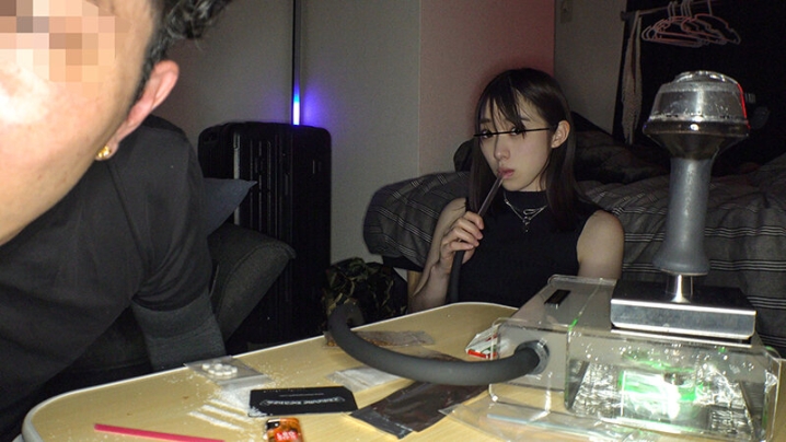 INSTV-350/h_1472instv00350のティザービジュアル2