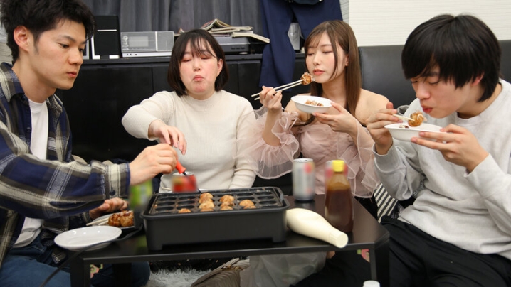 DOCZ-04/h_1711docz00004のティザービジュアル2