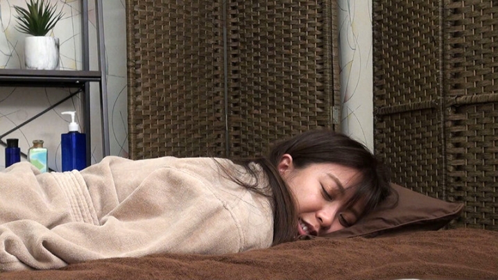 A057B-09/h_1724a057b00009のティザービジュアル1