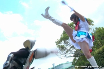 THP-46/h_173thp00046のティザービジュアル2