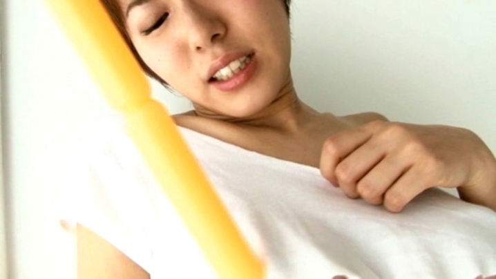 MOMD-03/h_305momd00003のティザービジュアル2