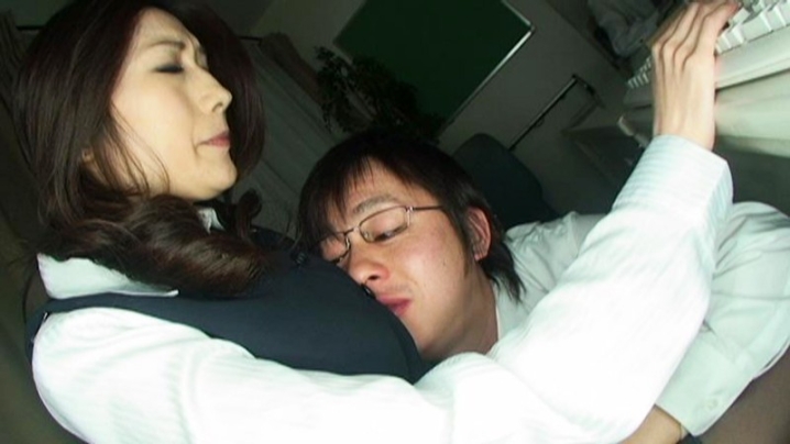 BBST-32/h_406bbst00032のティザービジュアル2