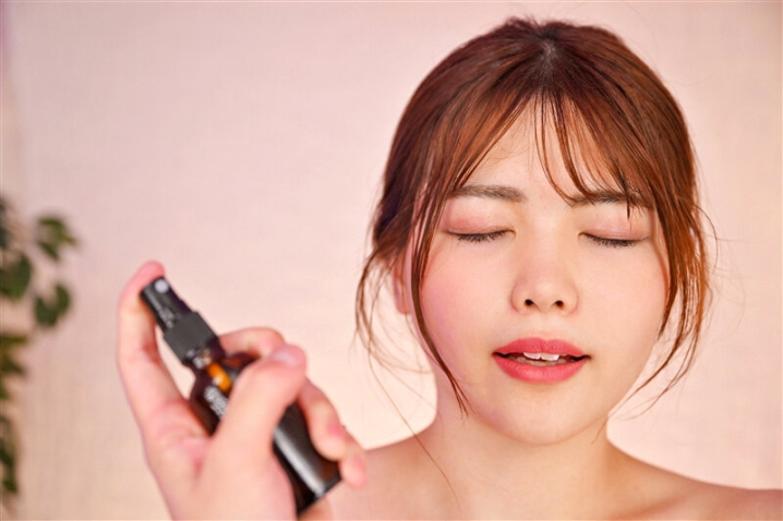 KIWVR-528/kiwvr00528のティザービジュアル1