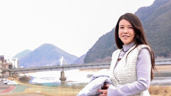 LCW-049-B/lcw00049bのティザービジュアル2