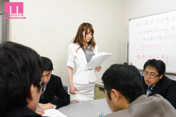 MIDD-703/midd00703のティザービジュアル2