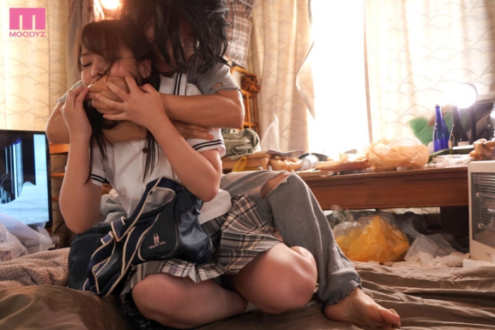 MIDV-375/midv00375のキービジュアル