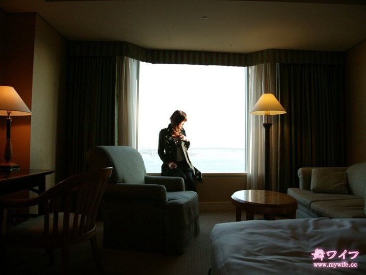 MYWIFE-004/mywife004のキービジュアル