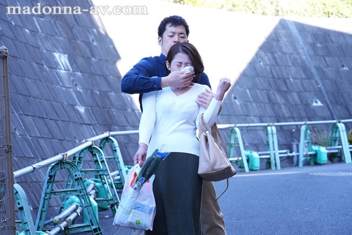 ROE-379/roe00379のティザービジュアル1