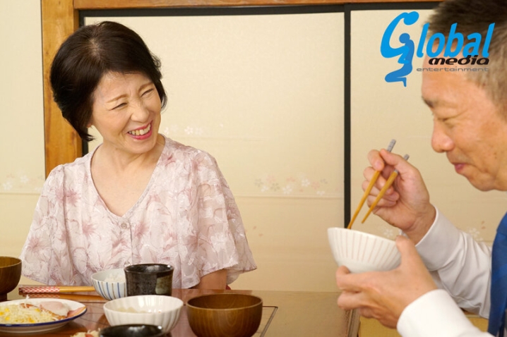 SMOM-005/smom00005のキービジュアル