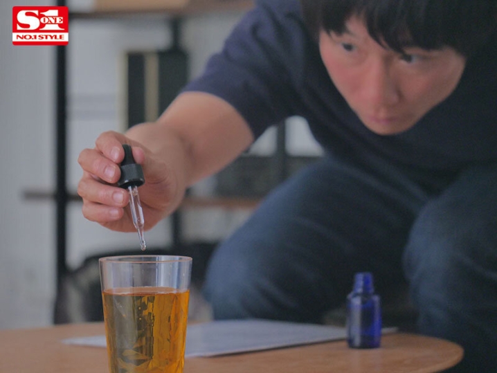 SONE-389/sone00389のティザービジュアル2