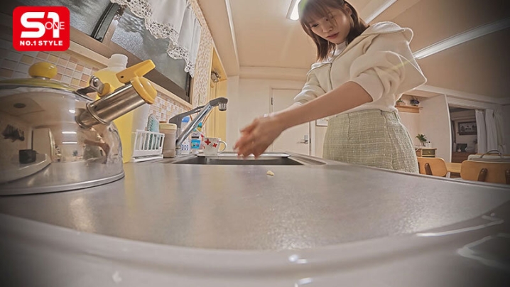 SONE-818/sone00818のティザービジュアル1