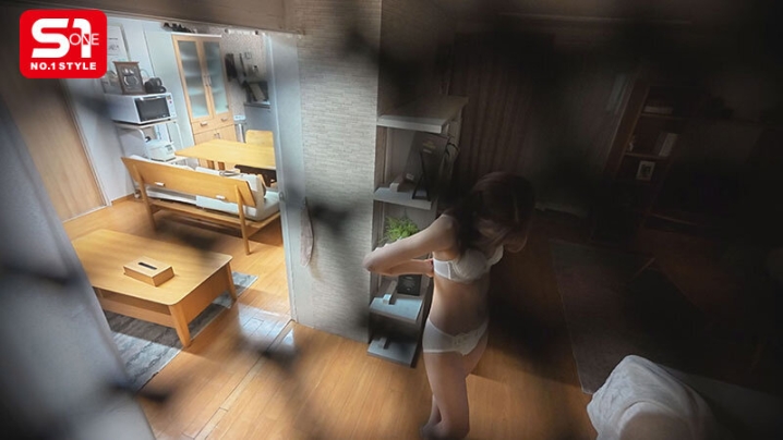 SONE-818/sone00818のティザービジュアル2