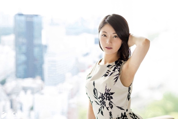 SQTE-215/sqte00215のキービジュアル