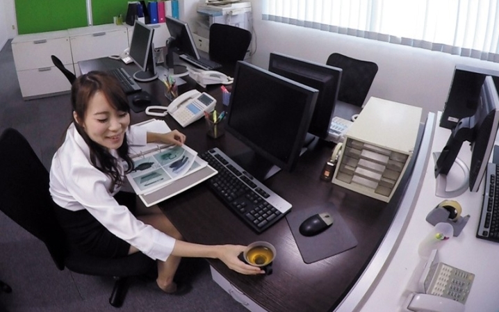 VARM-010/varm00010のティザービジュアル1