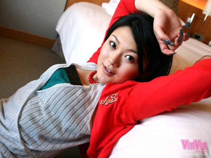 VINVIN-136/vinvin136のティザービジュアル1