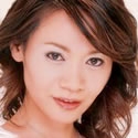 楠真由美